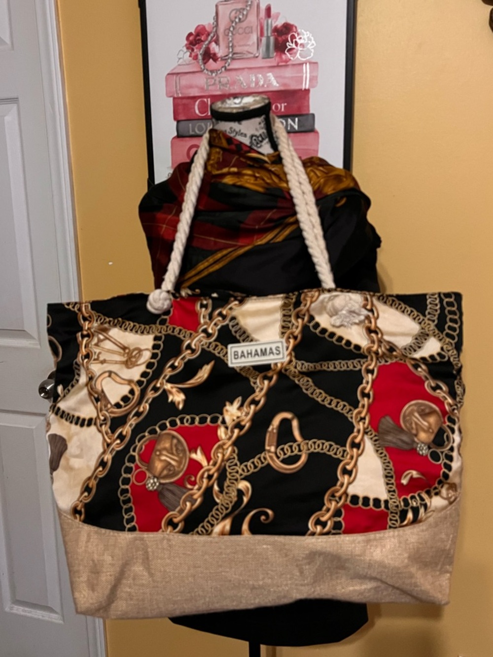 Bahama Black & Red Chain-Print Tote with Rope Handles